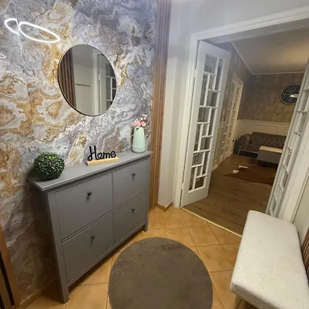 Appartement Casa Unirii 3br 2bath Courtyard 10min Walk To Center *
